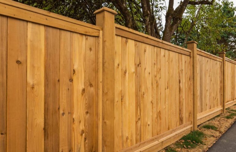 How to Maintain Your Fence to Last for Years
