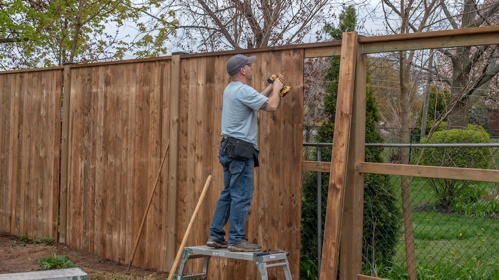 Read more about the article Can I Install My Own Fence? A Guide to DIY Fence Installation